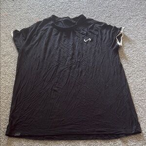 Under Armour Black Short Sleeve Tee Moisture-Wicking